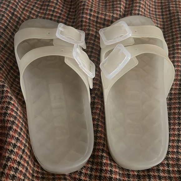 Balenciaga Mallorca sandal size 10, worn as shown - Picture 2 of 5